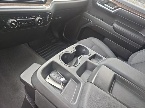 Used 2024 Chevrolet Silverado 1500 LT AWD/4WD image 23