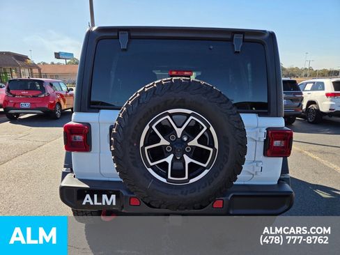 Used 2024 Jeep Wrangler Unlimited Rubicon image 10