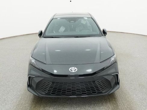 New 2026 Toyota Camry SE FWD image 2