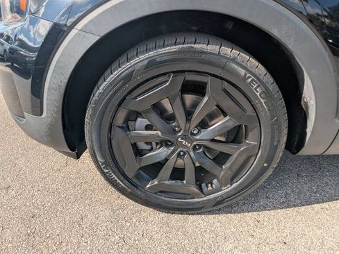 Certified 2024 Kia Telluride EX FWD image 11