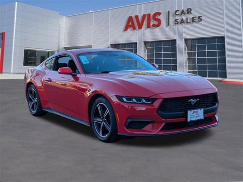 Used 2024 Ford Mustang Coupe image 3