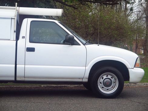 Used 2003 GMC Sonoma SL RWD image 18