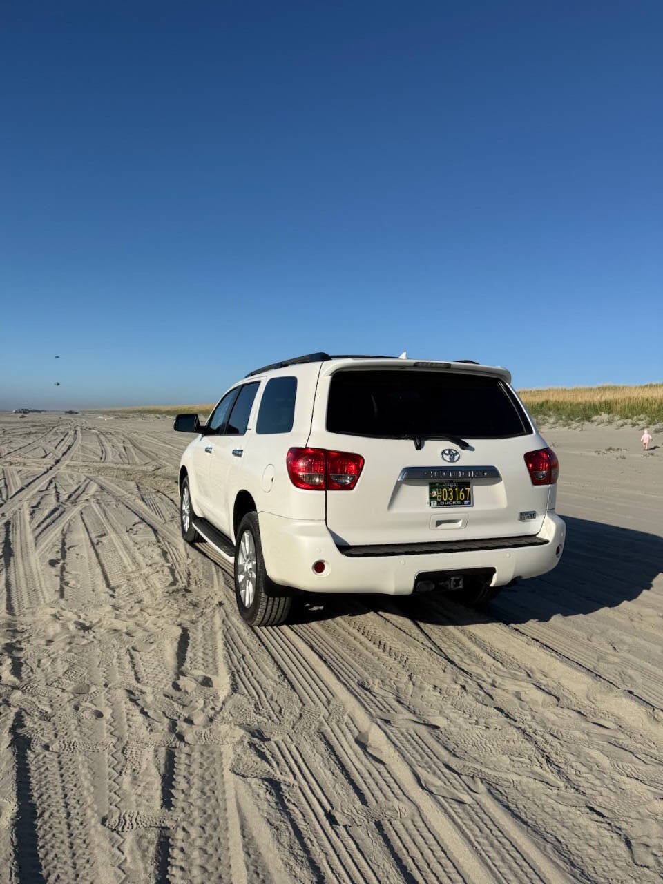 Used 2016 Toyota Sequoia Platinum AWD/4WD image 1