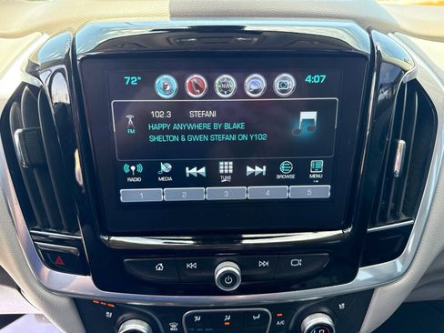 Used 2019 Chevrolet Traverse Premier FWD image 17