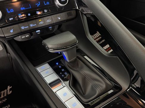 Used 2024 Hyundai Elantra SEL w/ Convenience Package image 21