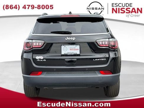Used 2025 Jeep Compass Limited AWD/4WD image 4