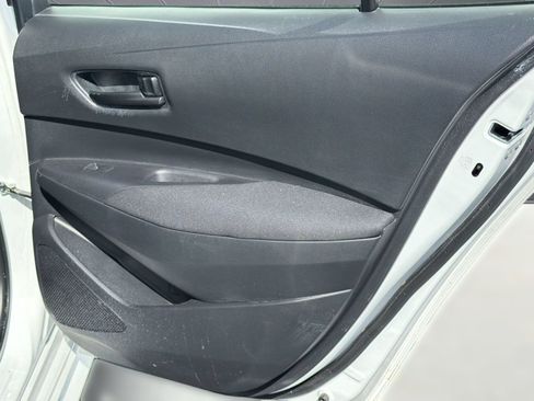Used 2024 Toyota Corolla LE FWD image 31