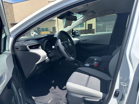 Used 2024 Toyota Corolla LE FWD image 6