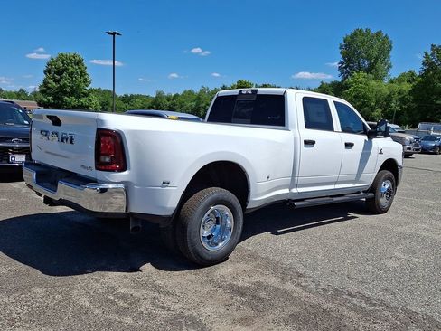 New 2026 RAM 3500 Tradesman AWD/4WD image 8