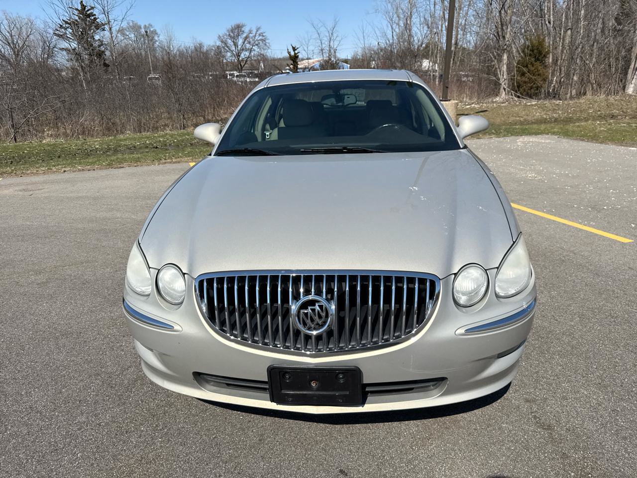 Used 2009 Buick LaCrosse CXL FWD image 2