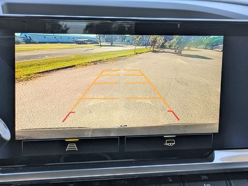 Used 2023 Chevrolet Silverado 1500 LT image 23