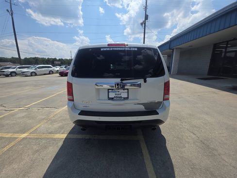 Used 2015 Honda Pilot Touring image 3