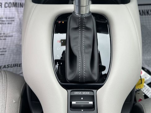 New 2026 Honda HR-V LX image 23