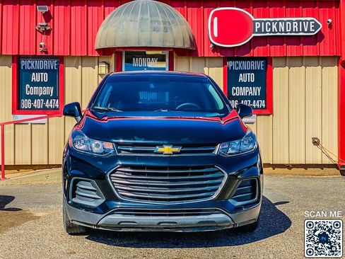 Used 2019 Chevrolet Trax LS w/ Tint and Cruise Package image 3