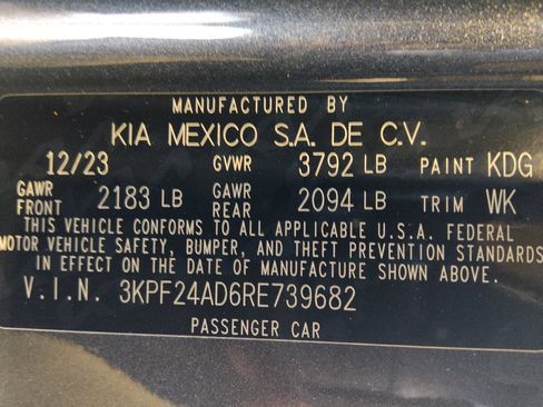 Used 2024 Kia Forte LXS FWD image 33