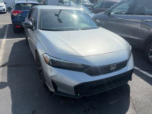 Used 2025 Honda Civic Sport image 13