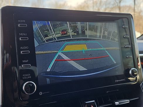 Used 2021 Toyota Corolla SE FWD image 9