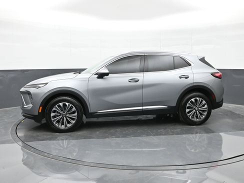 Used 2024 Buick Envision Preferred image 9