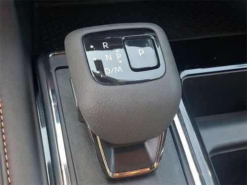 Used 2025 Nissan Pathfinder Rock Creek image 14