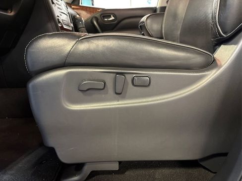 Used 2018 INFINITI QX80 4WD image 28