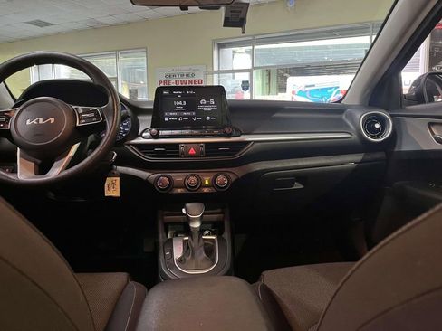 Used 2023 Kia Forte LXS FWD image 14