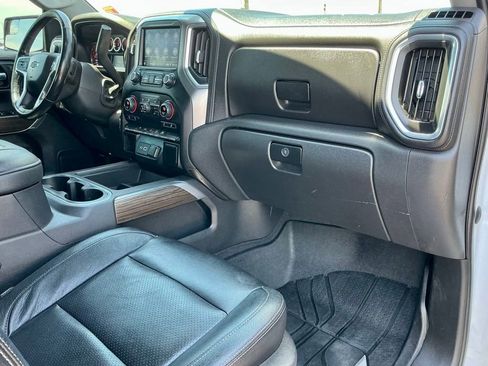 Used 2020 Chevrolet Silverado 1500 RST w/ Texas Edition RWD image 22