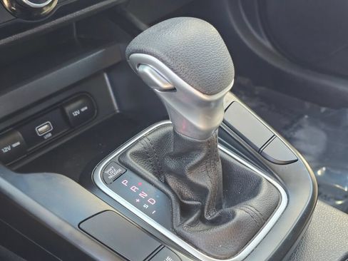 Used 2020 Kia Soul S FWD image 28