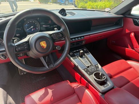 Used 2020 Porsche 911 Carrera RWD image 9