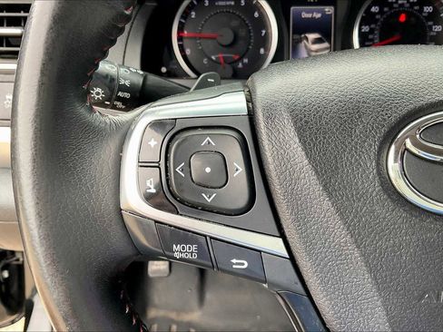Used 2017 Toyota Camry XSE image 23