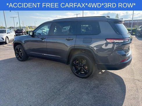 Used 2023 Jeep Grand Cherokee L Limited w/ Black Appearance Package AWD/4WD image 8