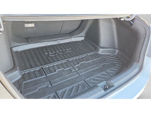 Used 2022 Honda Civic Touring image 35
