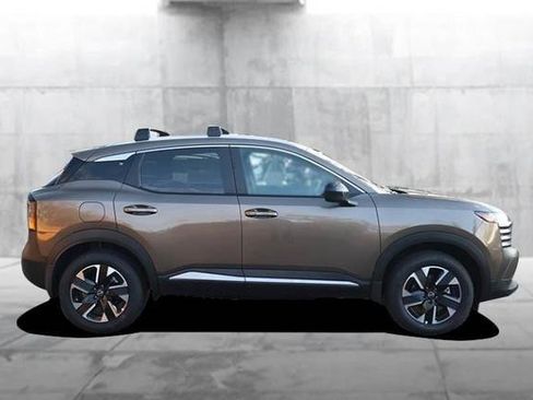 New 2026 Nissan Kicks SV w/ SV Premium Package image 5