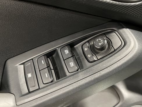 Used 2024 Subaru Crosstrek 2.0i Premium image 8