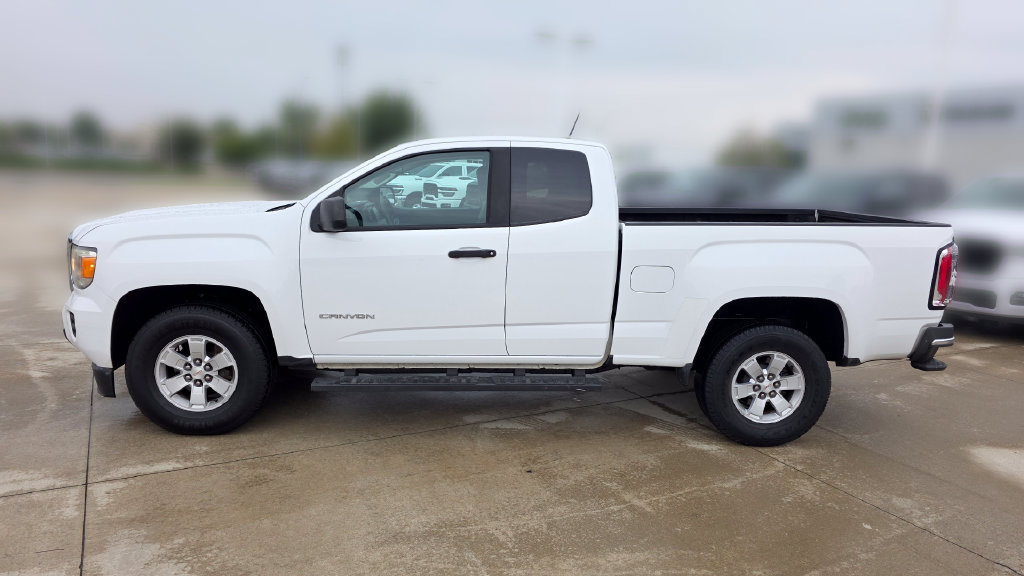 Used 2018 GMC Canyon W/T w/ Convenience Package RWD image 2