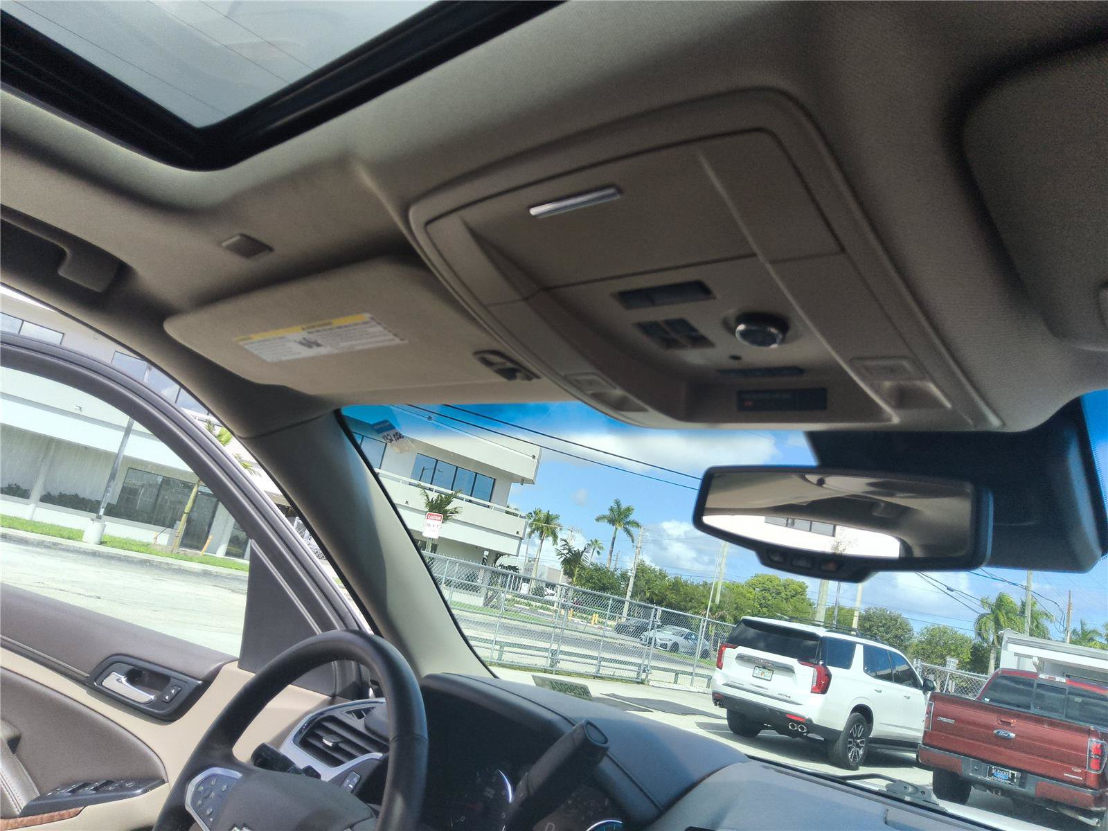 Used 2017 Chevrolet Suburban Premier AWD/4WD image 35