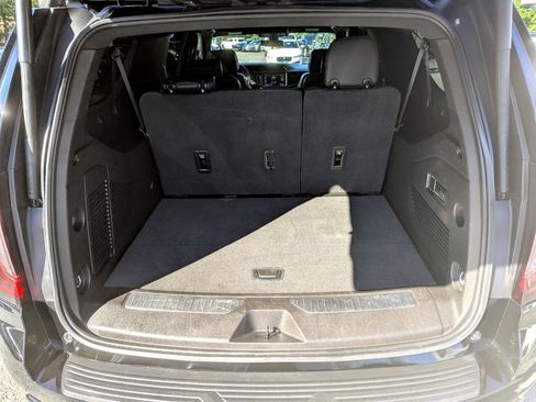 Used 2021 GMC Yukon XL Denali image 47