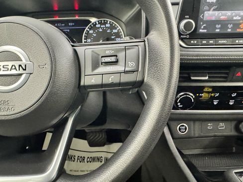 Used 2021 Nissan Rogue S AWD/4WD image 22
