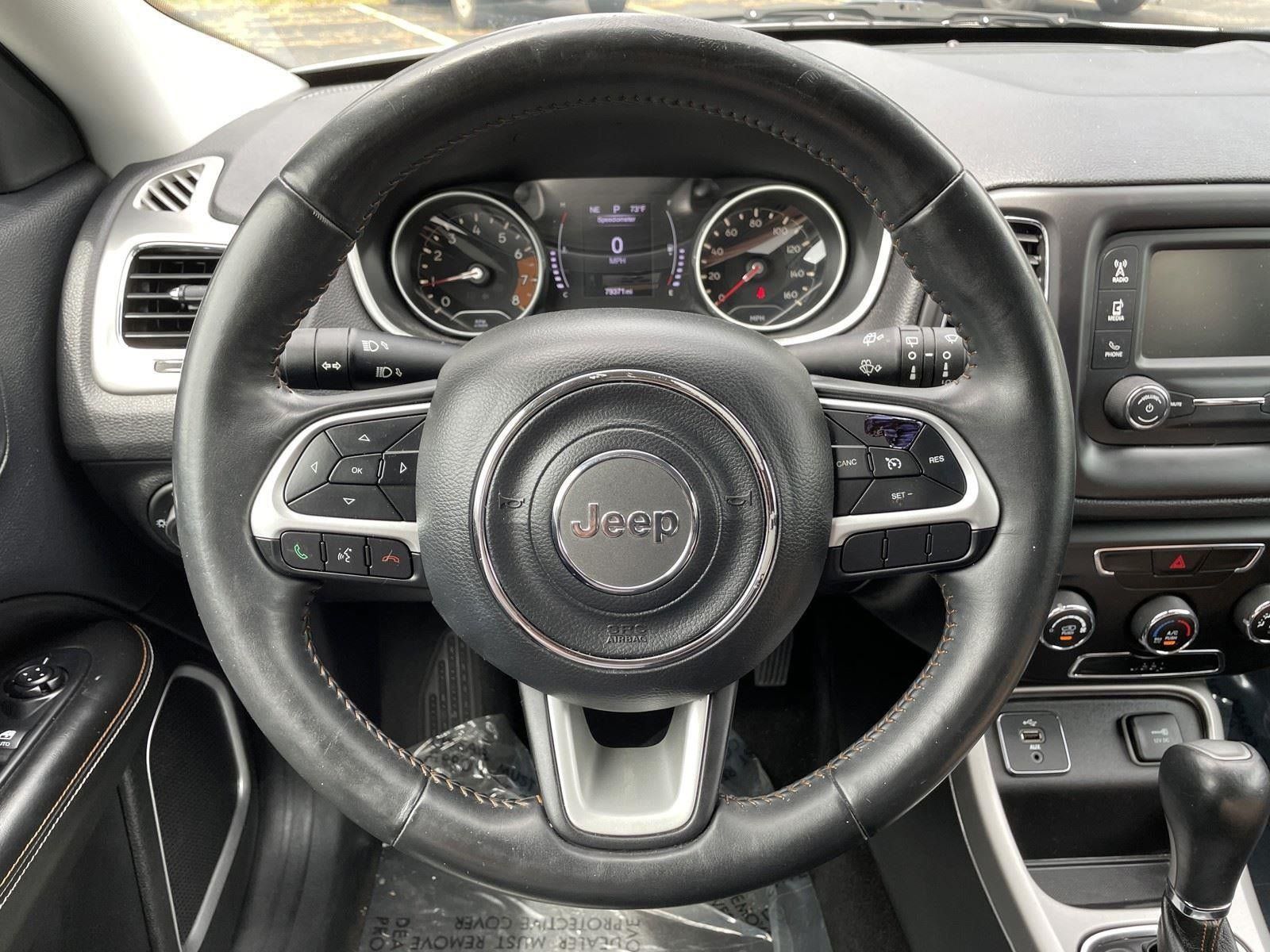 Used 2018 Jeep Compass Latitude FWD image 19