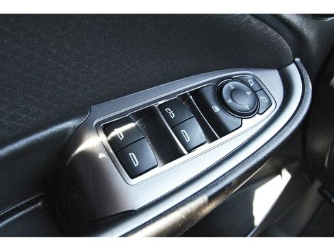 Used 2023 Chevrolet Malibu LT FWD image 19