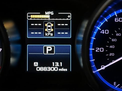 Used 2018 Subaru Outback 2.5i Limited image 2