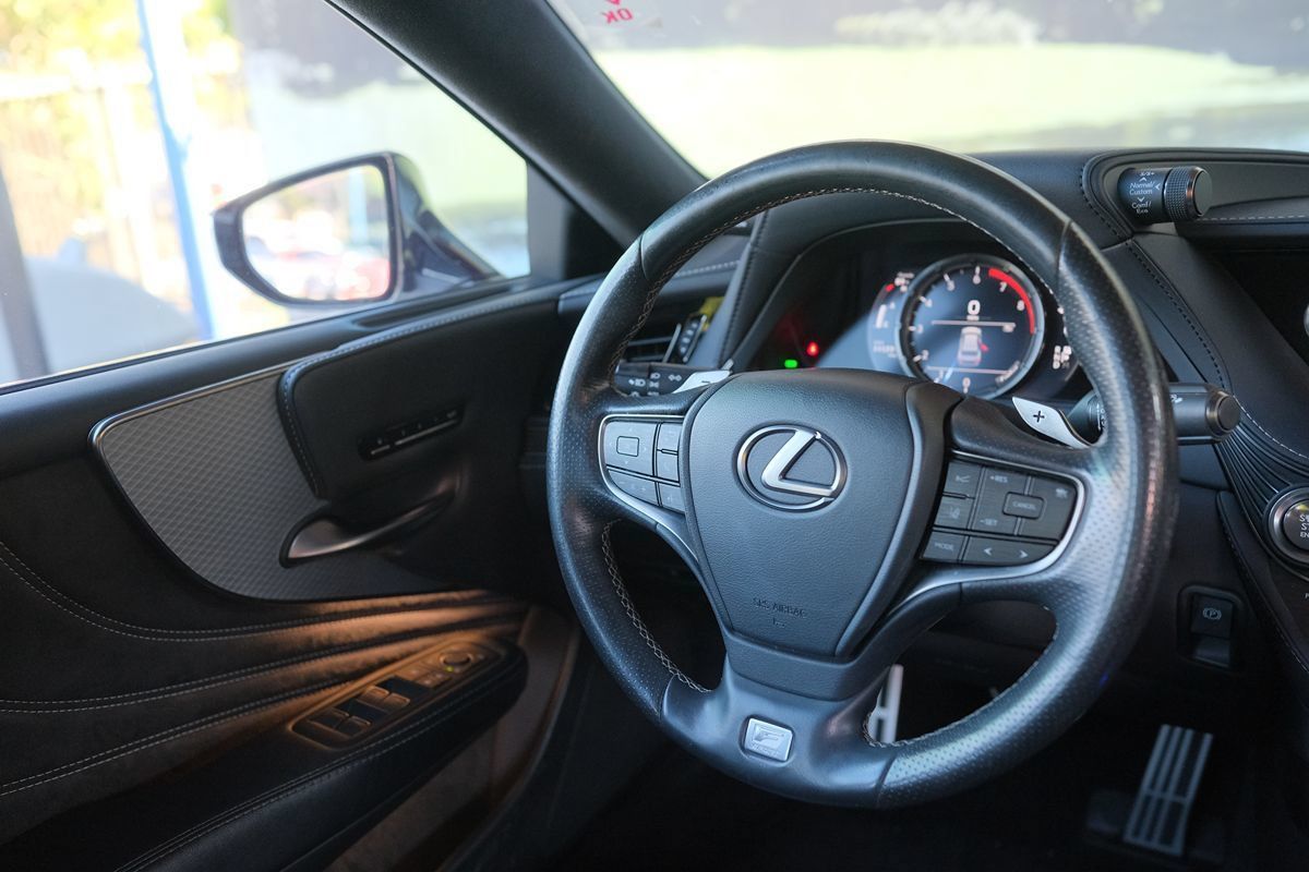 Used 2018 Lexus LS 500 F Sport w/ Performance Package RWD image 42