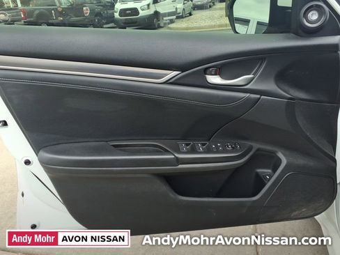 Used 2019 Honda Civic Touring image 13