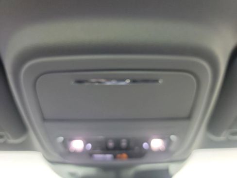 Used 2021 Lincoln Corsair AWD w/ Premium Package image 22