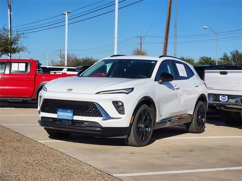 Certified 2025 Buick Envision Sport Touring image 2