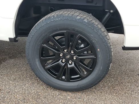 New 2025 Ford F150 Platinum w/ FX4 Off-Road Package image 5