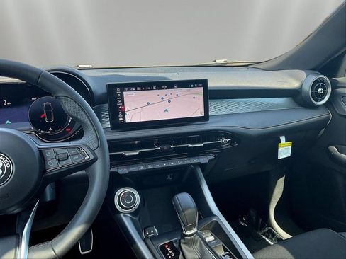 New 2025 Alfa Romeo Tonale AWD/4WD image 6