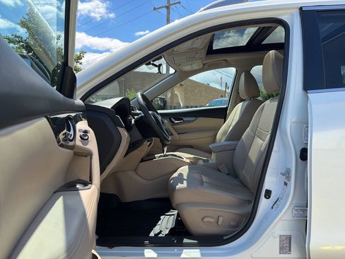 Used 2016 Nissan Rogue SL w/ SL Premium Package AWD/4WD image 29