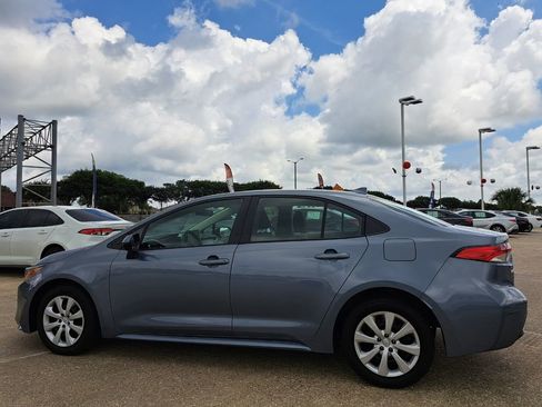 Used 2023 Toyota Corolla LE FWD image 8