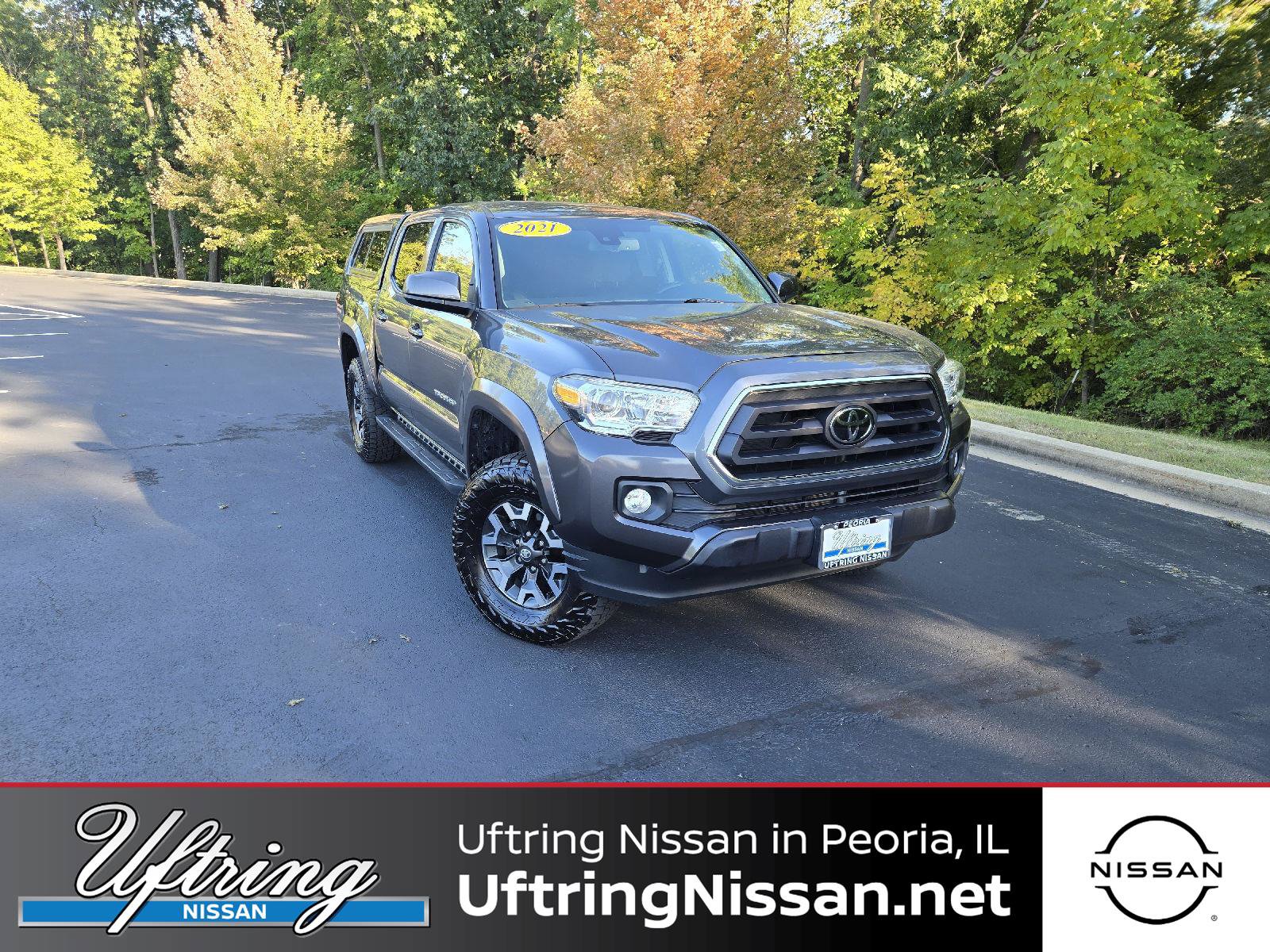 Used 2021 Toyota Tacoma SR5 AWD/4WD image 1