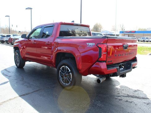Used 2024 Toyota Tacoma TRD Sport image 8